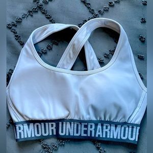 White size xsmall under armour bra